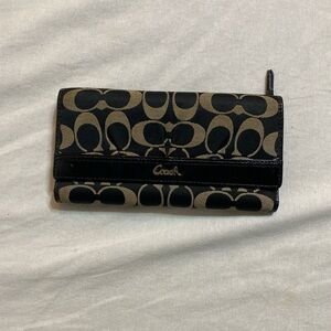 Coach Signature Black and Tan Clutch